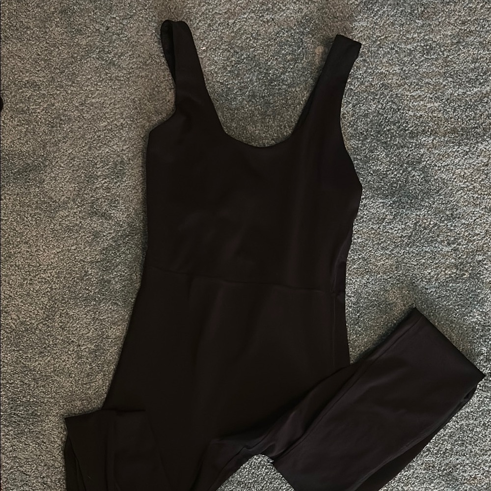 Black Sleeveless Yoga Jumpsuit